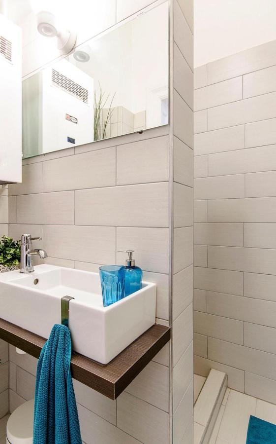 Cozy 2 Bedroom Apartment In Terez Boulevard. Budapest Extérieur photo